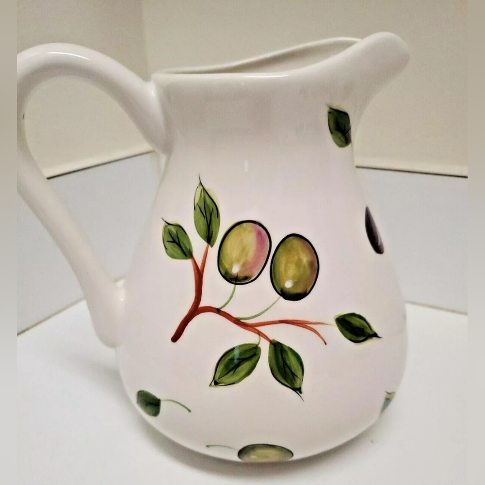 Nantucket Home White Ceramic Pitcher w/ Green & Purple Olives 48 Oz Pre-owned